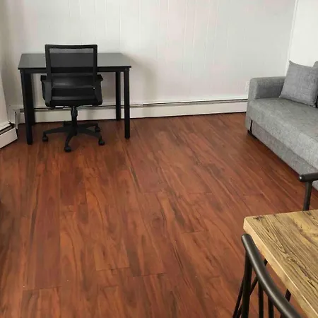 Private 2-Bedroom Apartment With Direct Bus To Nyc Manhattan Only A 5-Minute Walk Away Elizabeth Exterior foto