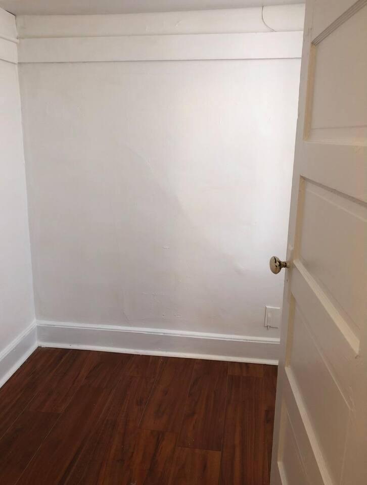 Private 2-bedroom With Direct Bus To Nyc Manhattan Only A 5-minute Walk Away * Elizabeth
